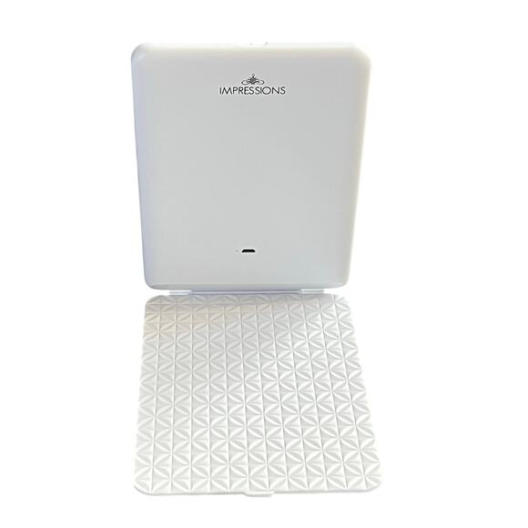 Impressions Vanity Fleur Touch Pad Mini Tri-Tone LED Makeup Mirror White - Picture 5 of 10